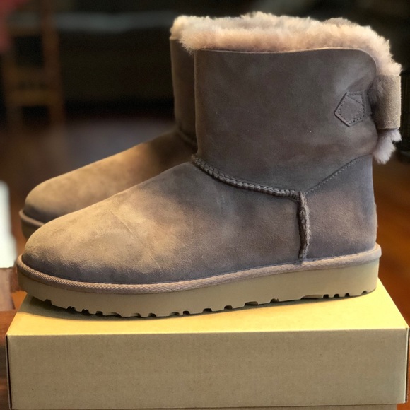 UGG Naveah Mini Bow Boots 1012808 W/SGAM - Picture 2 of 8